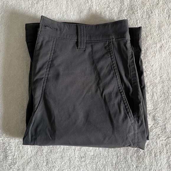 Eddie Bauer Travex Men’s Cargo Shorts Grey Gray - Picture 4 of 7